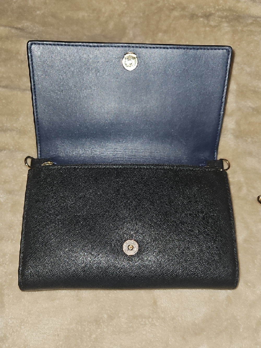 Tory Burch Blue Crossbody/Clutch Wallet with Gold Chain Strap - Picture 13 of 15